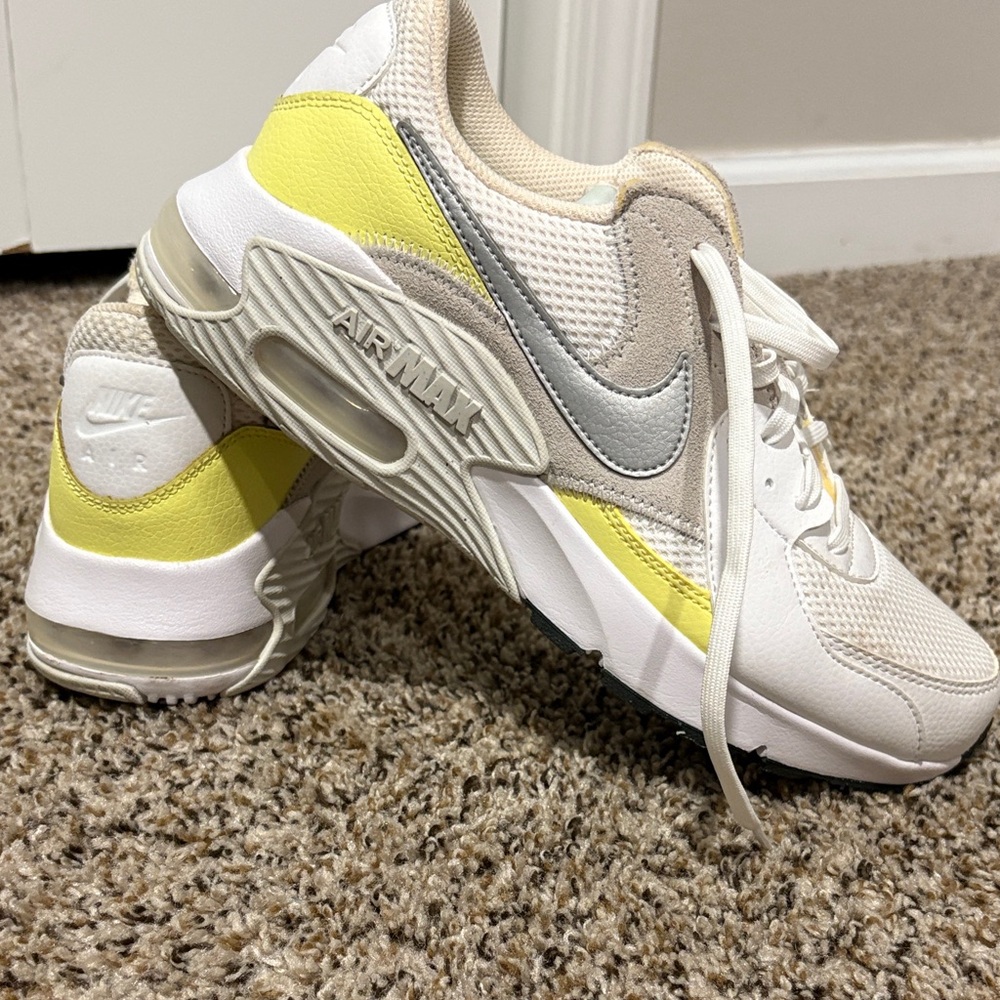 Nike Women's Air Max White and Yellow Sneakers